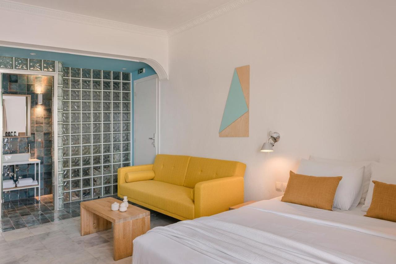 The Blue Hotel Skiathos Town Bagian luar foto
